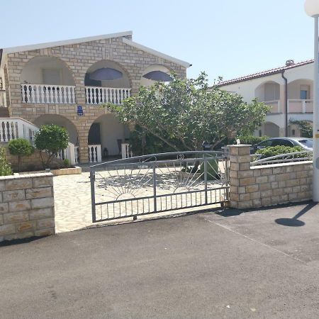 Apartman Tunja Vir Esterno foto