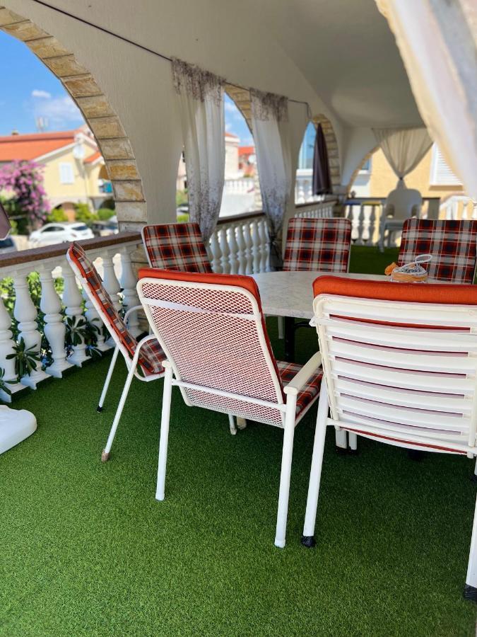 Apartman Tunja Vir Esterno foto